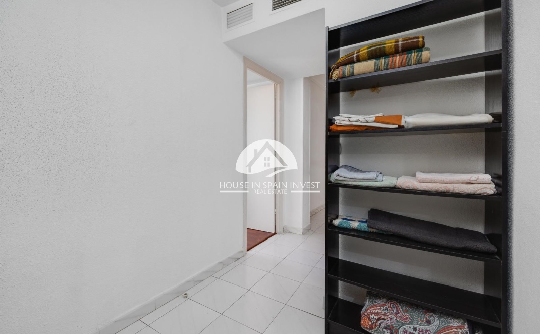 Resale - Apartment  - Torrevieja - Centro