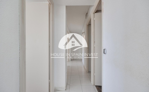 Resale - Apartment  - Torrevieja - Centro