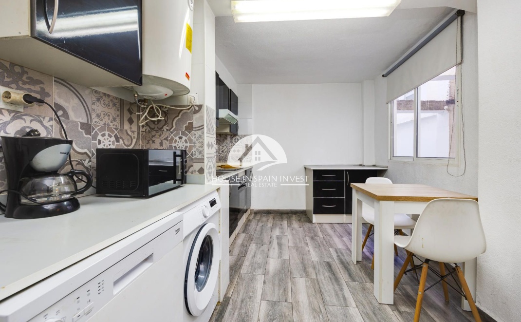 Resale - Apartment  - Torrevieja - Centro