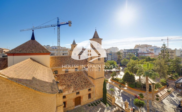 Resale - Apartment  - Torrevieja - Centro