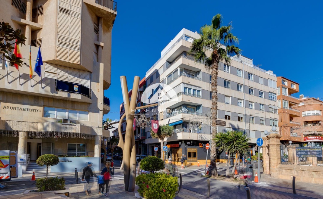 Resale - Apartment  - Torrevieja - Centro