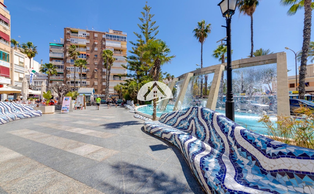 Resale - Apartment  - Torrevieja - Centro
