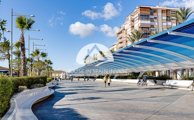 Resale - Apartment  - Torrevieja - Centro