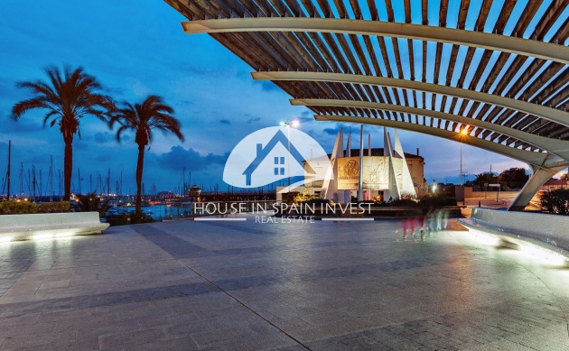 Resale - Apartment  - Torrevieja - Centro