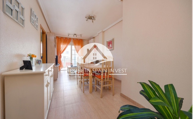 Resale - Apartment  - Torrevieja - Centro