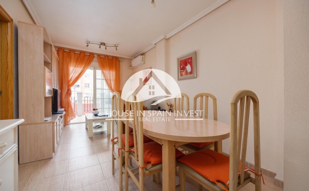 Resale - Apartment  - Torrevieja - Centro