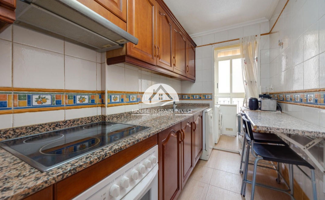Resale - Apartment  - Torrevieja - Centro