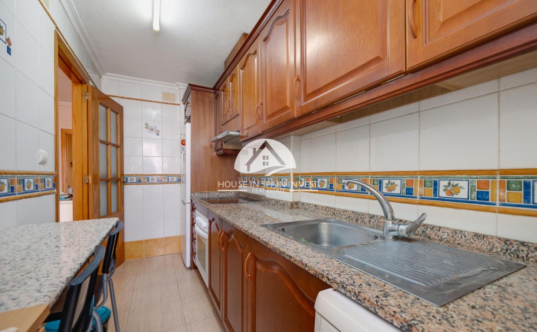 Resale - Apartment  - Torrevieja - Centro