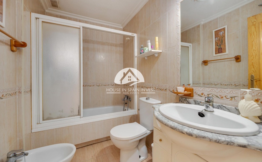 Resale - Apartment  - Torrevieja - Centro