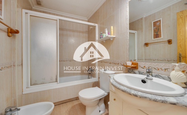 Resale - Apartment  - Torrevieja - Centro