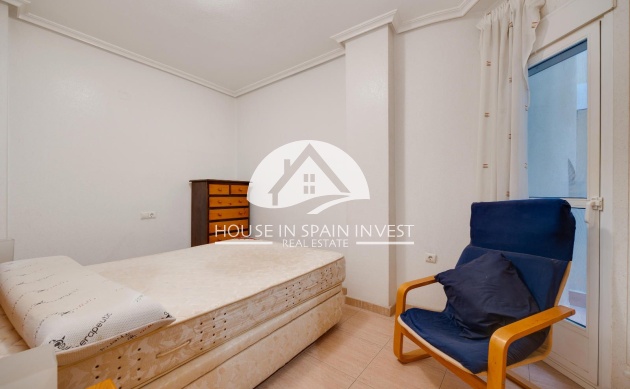 Resale - Apartment  - Torrevieja - Centro