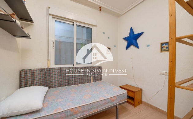 Resale - Apartment  - Torrevieja - Centro