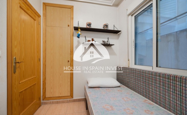 Resale - Apartment  - Torrevieja - Centro