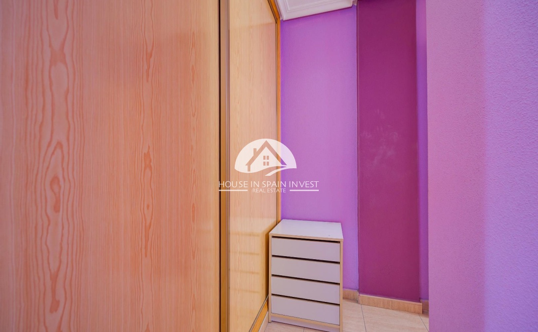 Resale - Apartment  - Torrevieja - Centro