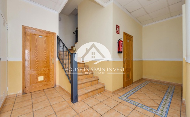 Resale - Apartment  - Torrevieja - Centro