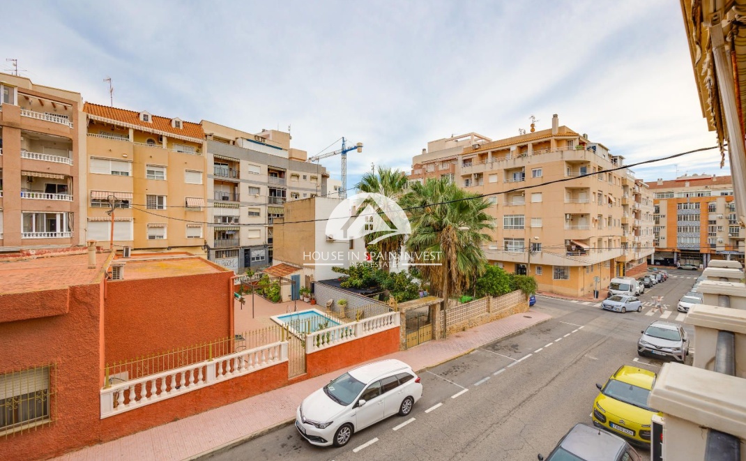 Resale - Apartment  - Torrevieja - Centro