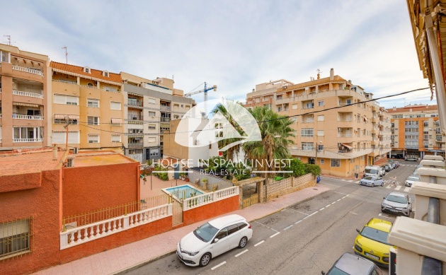 Resale - Apartment  - Torrevieja - Centro