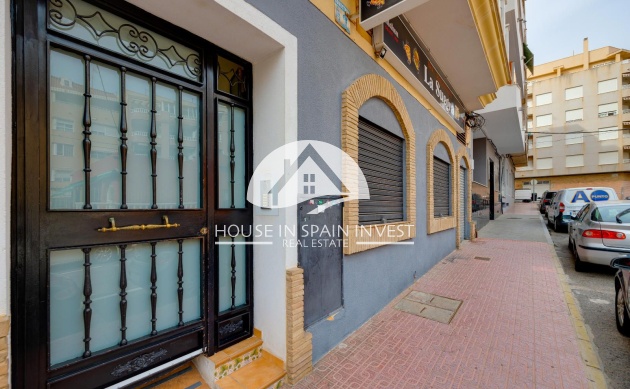 Resale - Apartment  - Torrevieja - Centro