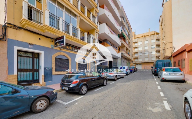 Resale - Apartment  - Torrevieja - Centro