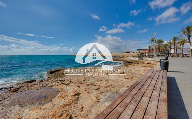 Resale - Apartment  - Torrevieja - Centro