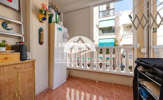 Resale - Apartment  - Guardamar del Segura - Guardamar - El Raso