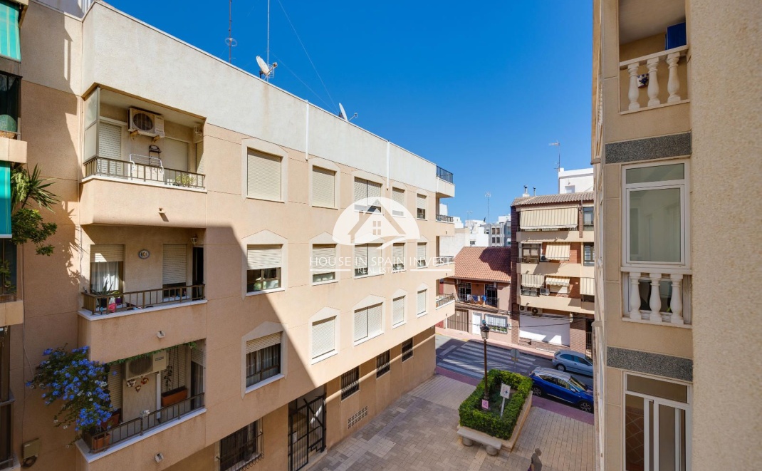 Resale - Apartment  - Guardamar del Segura - Guardamar - El Raso