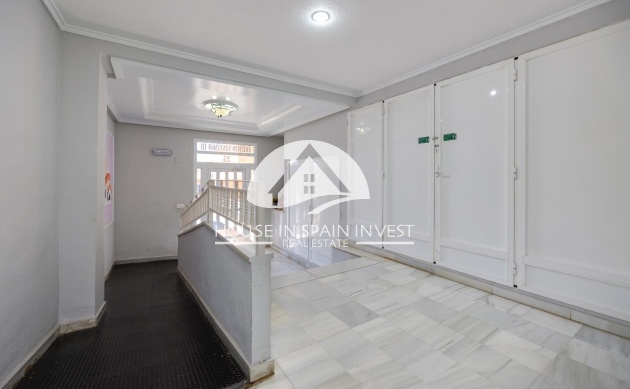 Resale - Apartment  - Guardamar del Segura - Guardamar - El Raso