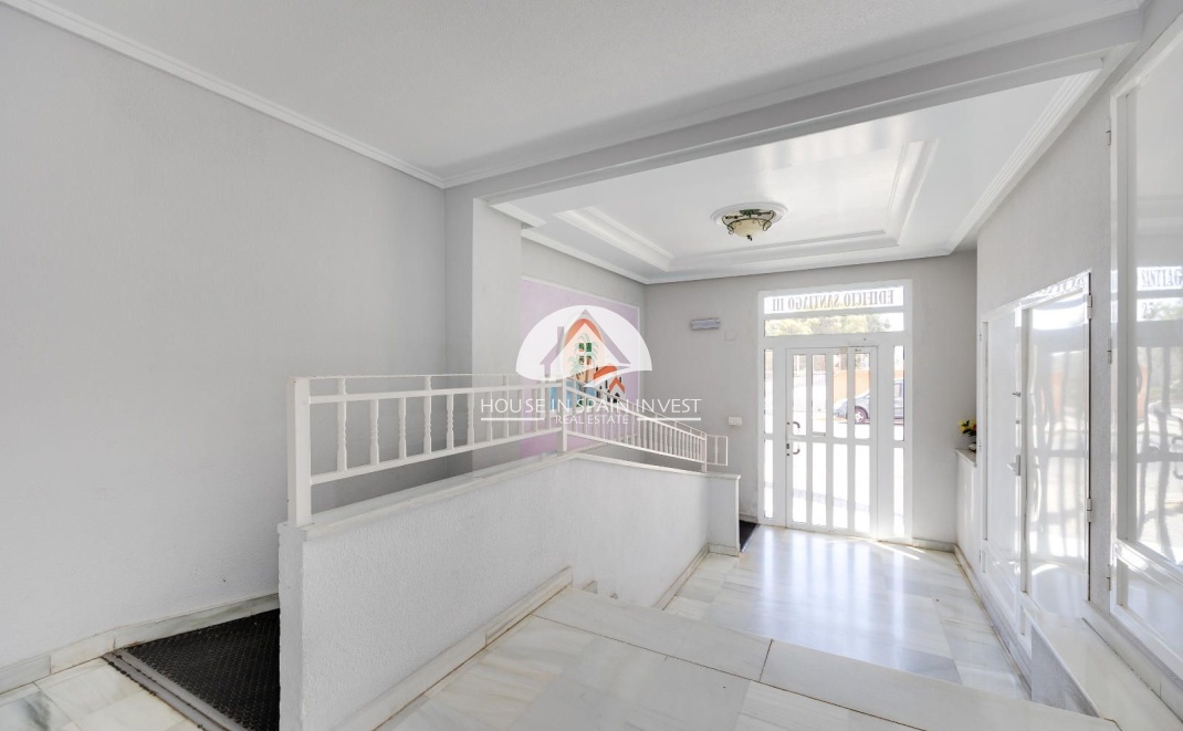 Resale - Apartment  - Guardamar del Segura - Guardamar - El Raso