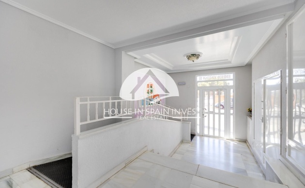 Resale - Apartment  - Guardamar del Segura - Guardamar - El Raso