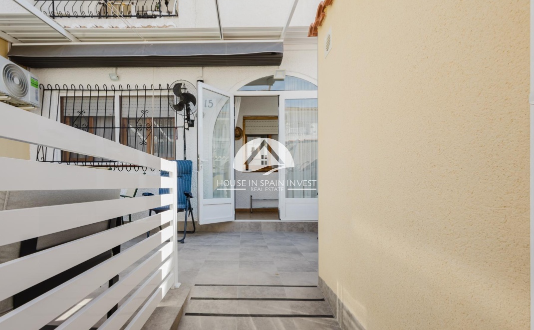 Herverkoop - Gelijkvloerse bungalow - Torrevieja - El Acequión - Los Náufragos