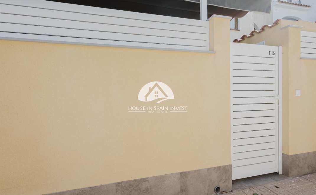 Herverkoop - Gelijkvloerse bungalow - Torrevieja - El Acequión - Los Náufragos