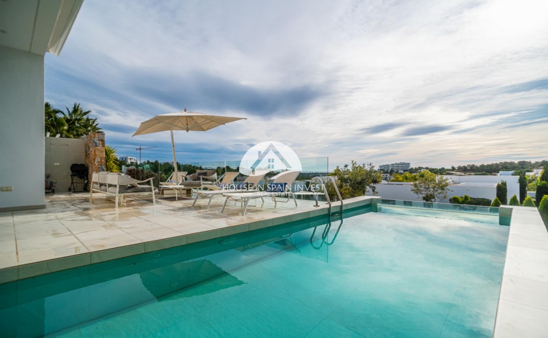 Herverkoop - Villa - Orihuela Costa