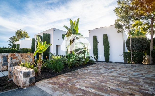 Herverkoop - Villa - Orihuela Costa