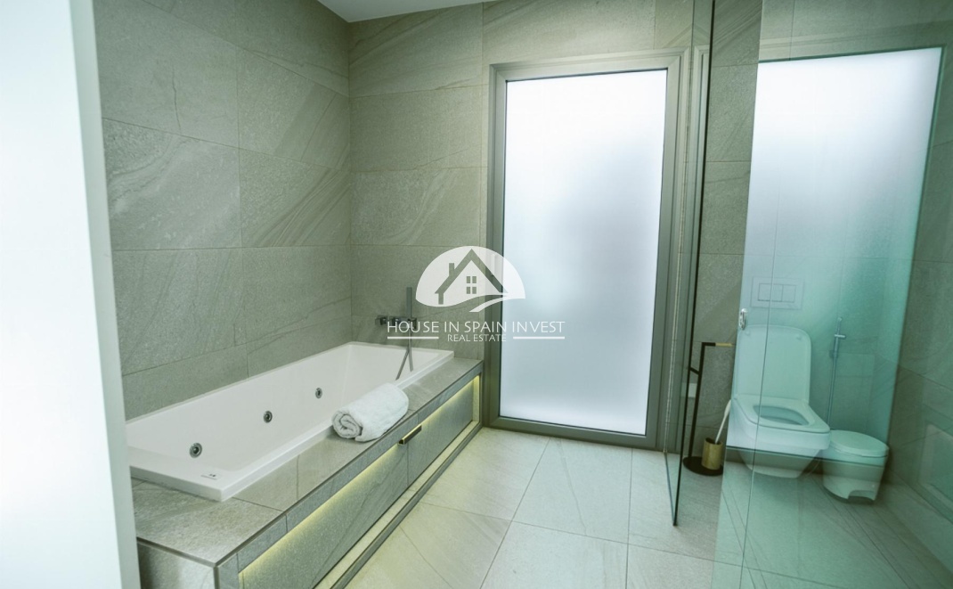 Herverkoop - Villa - Orihuela Costa