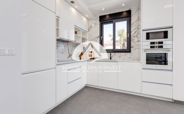 New Build - Villa - Torrevieja - La Mata