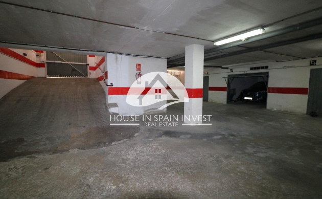 Resale - Garage - Torrevieja - El Acequión - Los Náufragos