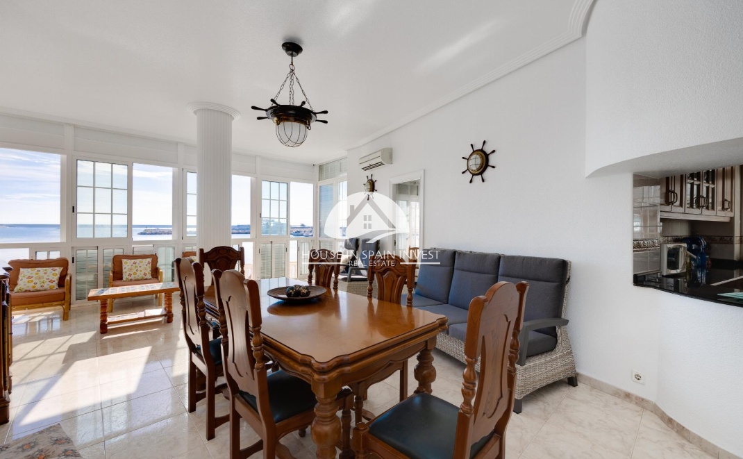 Resale - Apartment  - Torrevieja - El Acequión - Los Náufragos