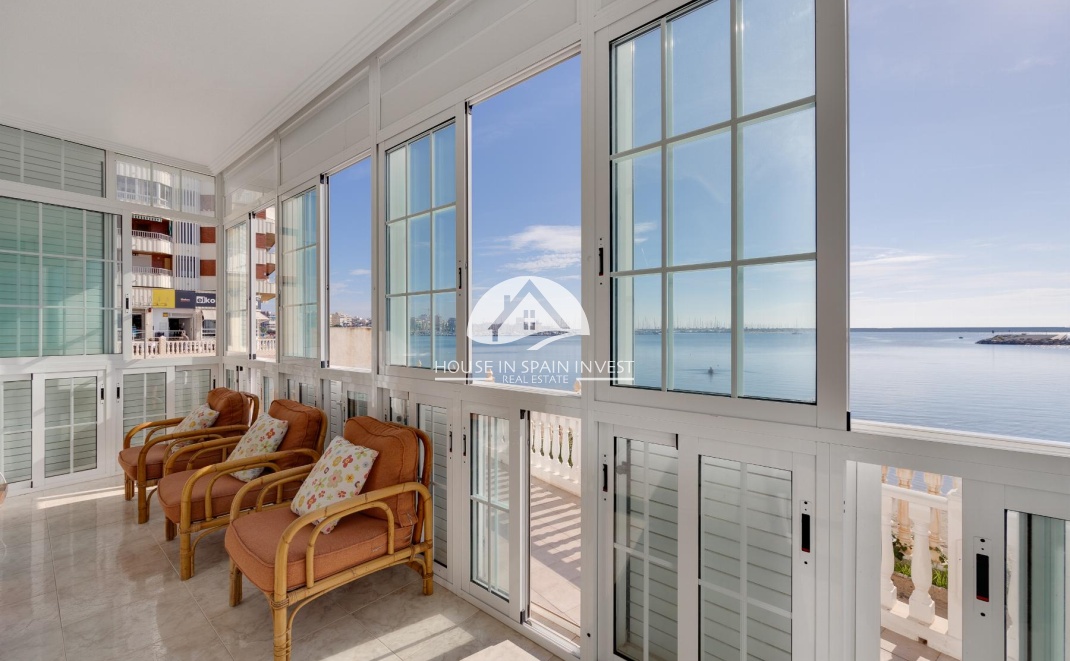 Resale - Apartment  - Torrevieja - El Acequión - Los Náufragos