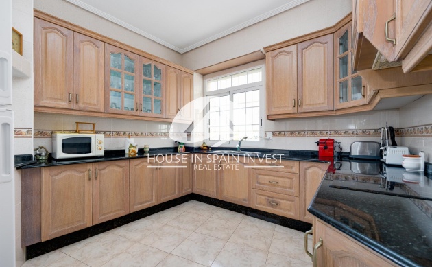 Resale - Apartment  - Torrevieja - El Acequión - Los Náufragos