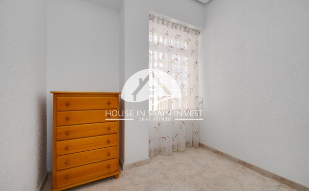 Resale - Apartment  - Torrevieja - El Acequión - Los Náufragos
