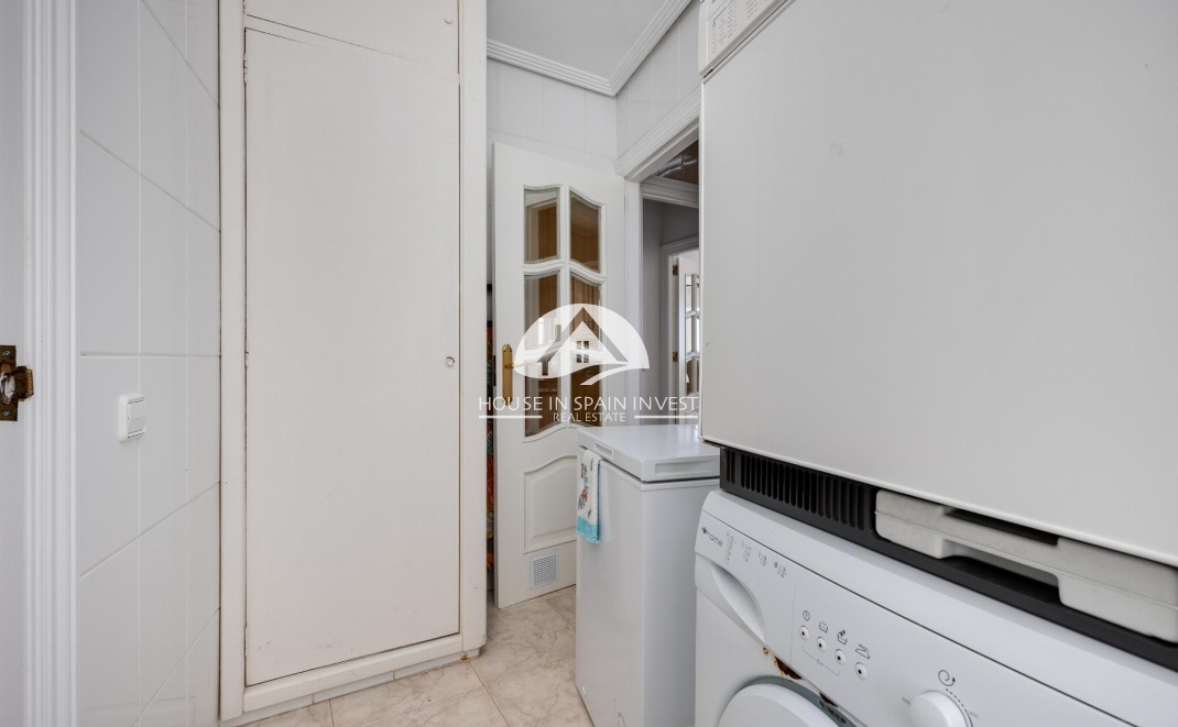 Resale - Apartment  - Torrevieja - El Acequión - Los Náufragos