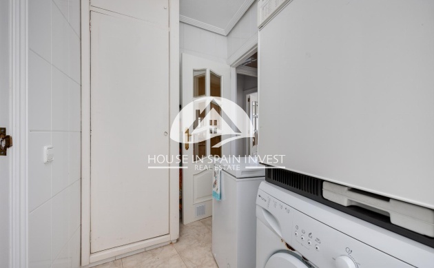 Resale - Apartment  - Torrevieja - El Acequión - Los Náufragos