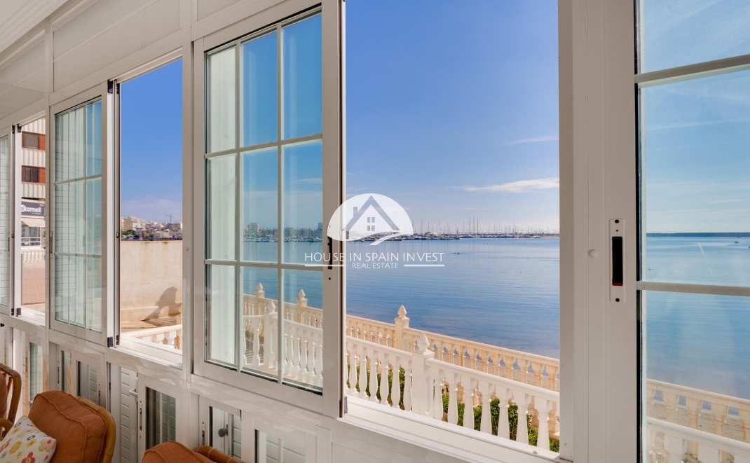 Resale - Apartment  - Torrevieja - El Acequión - Los Náufragos