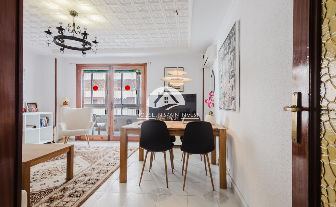 Resale - Apartment  - Torrevieja - El Acequión - Los Náufragos