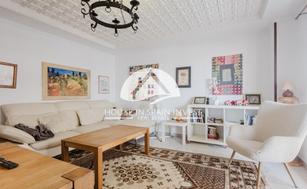 Resale - Apartment  - Torrevieja - El Acequión - Los Náufragos