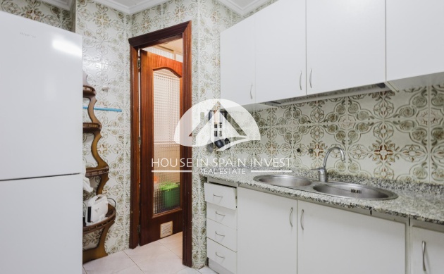 Resale - Apartment  - Torrevieja - El Acequión - Los Náufragos