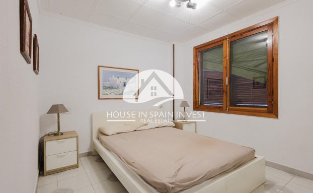 Resale - Apartment  - Torrevieja - El Acequión - Los Náufragos