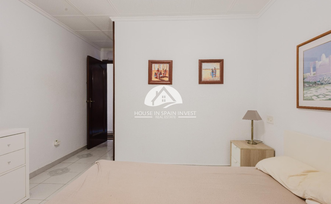 Resale - Apartment  - Torrevieja - El Acequión - Los Náufragos