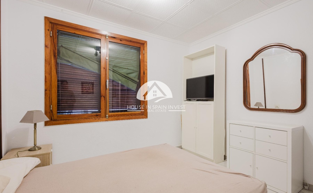 Resale - Apartment  - Torrevieja - El Acequión - Los Náufragos