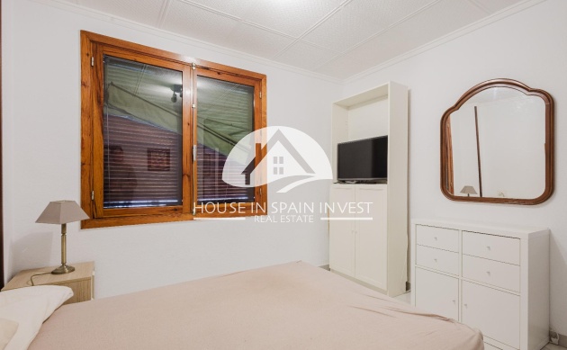 Resale - Apartment  - Torrevieja - El Acequión - Los Náufragos